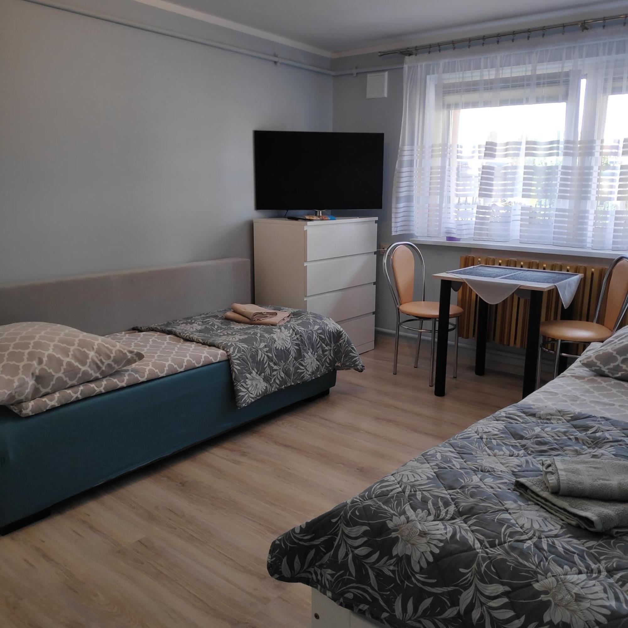 Pokoje Goscinne Moli Leba Bagian luar foto
